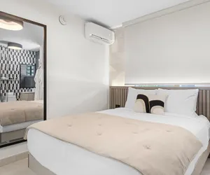 Photo 2 - Adults Exclusively Bar Oceanpark Beach