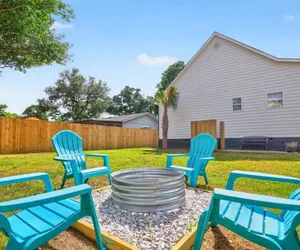 Photo 4 - New Listing Lux Beach House Dog Friendly
