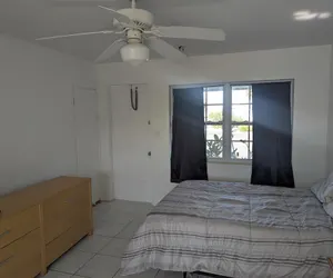 Photo 3 - Ocean Mist Motel
