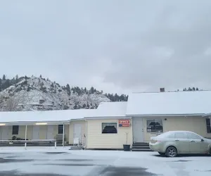 Photo 2 - Restwel Motel