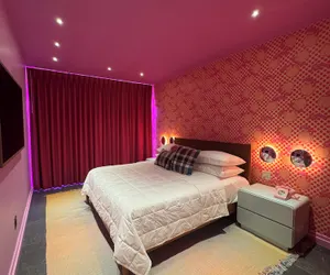 Photo 5 - Hotel Hilo - Room 102