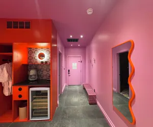 Photo 4 - Hotel Hilo - Room 102