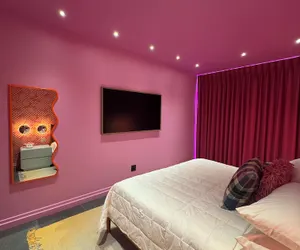 Photo 3 - Hotel Hilo - Room 102