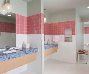 Photo 5 - The Cabins at East Austin Hotel