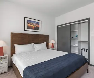 Photo 4 - CozySuites at AYR