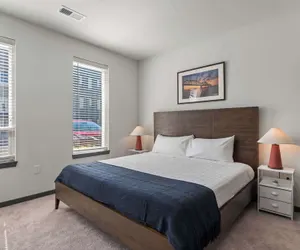 Photo 5 - CozySuites at AYR
