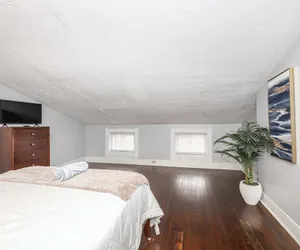 Photo 5 - Queen City Suites 2 For 4