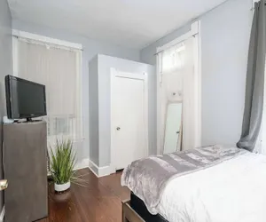 Photo 4 - Queen City Suites For 7