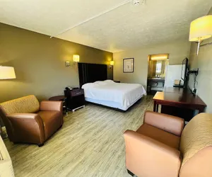 Photo 5 - Economy Inn By Townhouse Merrillville US 30
