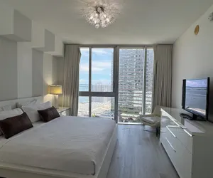 Photo 5 - The Bay Suites - W Miami