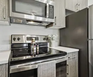 Photo 5 - River House Condos