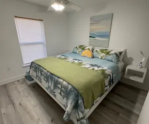 Photo 5 - Penguins on the Beach Villas