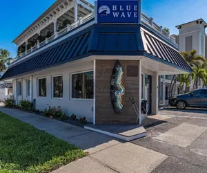 Photo 2 - Blue Wave Suites