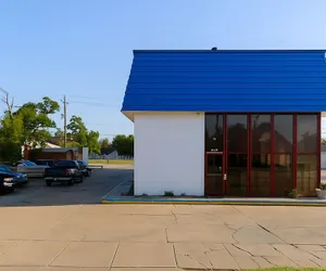 Photo 5 - Blue Way Inn by Jasper Hutchinson