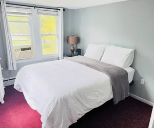 Photo 5 - Pocono Ridge Inn