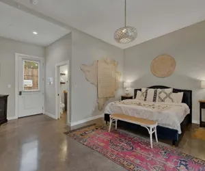 Photo 3 - Pop 1: Hot-tub + Close to Main St