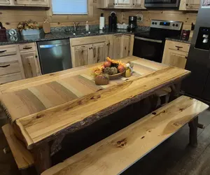 Photo 4 - Black Bear Retreat 2 Beds! 2 Bedroom Cabin