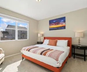 Photo 5 - Windshire Retreat Pool, Garage & Pet-friendly