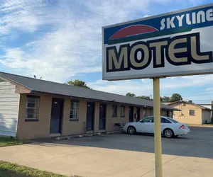 Photo 2 - Skyline Motel By Hotel O Bartlesville