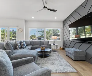 Photo 2 - NEW Casa Sol - Luxury Townhome In Prime Location