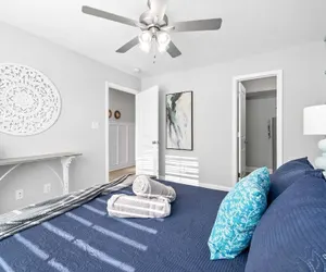 Photo 4 - Henry Place Boulevard