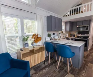 Photo 2 - Captain's Quarters