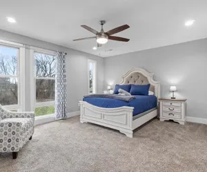 Photo 2 - Rebecca's Downtown Luxury Living