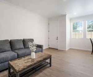 Photo 2 - Elegant Pasadena Homew Patio Parking Near Old Town