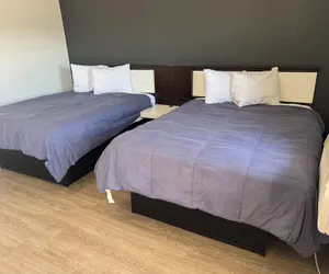 Photo 3 - Classic Inn Motel