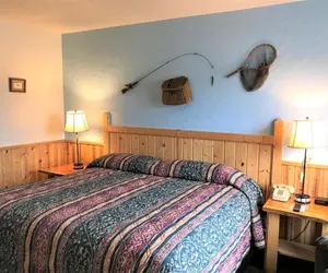 Photo 4 - Northwoods Inn & Suites