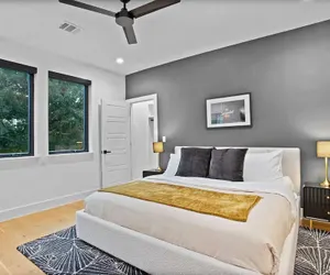 Photo 3 - Thonton Unit A & B