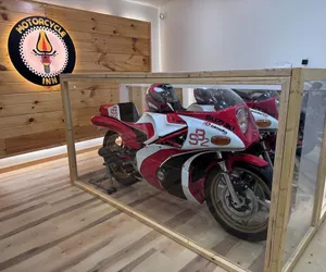 Photo 2 - Motorcycle Inn