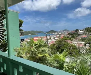 Photo 4 - The Green Iguana Hotel