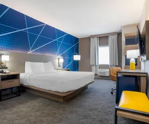 Photo 5 - Comfort Inn & Suites Orlando Sanford Airport