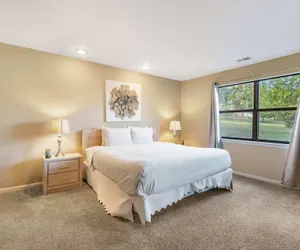 Photo 5 - Fairway Retreat Stay for 6