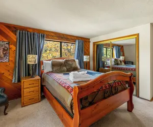 Photo 3 - The Mountain Treehouse