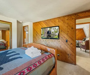 Photo 5 - The Mountain Treehouse