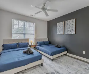 Photo 2 - King 3BR Suite Mins to Downtown Raleigh
