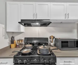 Photo 5 - Upscale 1BR Suite to Downtown Raleigh