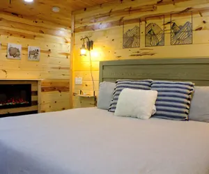 Photo 4 - Vixen Run 4 Bedroom Cabin