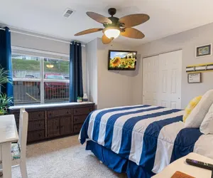 Photo 5 - Lakeview Condo, Pools, Patio With Grill, Near PB2 Launch