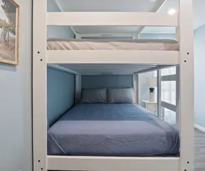 Photo 4 - Our Cove Retreat - Perfect for Wave-free Swimming, Tanning & Prime Location Fun!