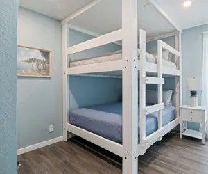 Photo 5 - Our Cove Retreat - Perfect for Wave-free Swimming, Tanning & Prime Location Fun!