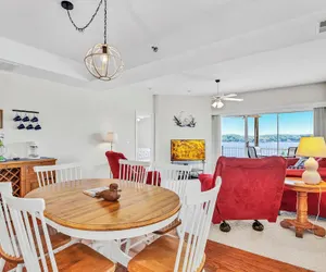 Photo 5 - Breathtaking Views - Two Pools - Enclosed Balcony