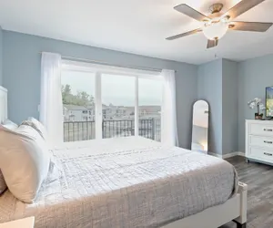 Photo 5 - Our Cove Retreat - Perfect for Wave-free Swimming, Tanning & Prime Location Fun!