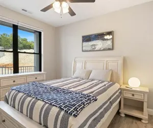 Photo 4 - Lakefront Topsider Condo w/ Boat Slip, 2 Pools & Large Deck