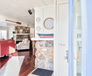 Photo 3 - Lakefront Oasis With Skylights & Covered Boat Slip For Extra Adventure