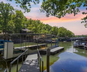 Photo 2 - Stunning Views of the 7.5mm, Private Dock, Spacious Decks, Kayaks & More!