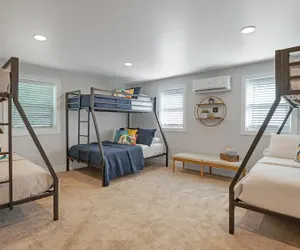 Photo 4 - Amazing Lakefront Paradise With Perfect Location