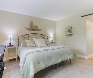 Photo 4 - Lakefront Osage Beach Condo + Workspace w/ Pool Views